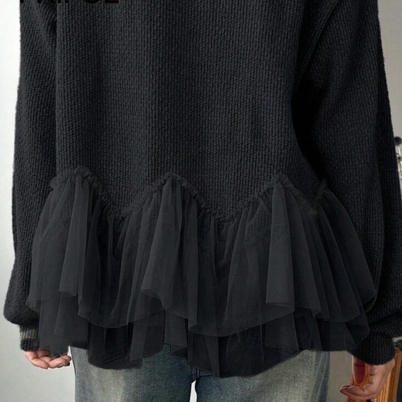 NWOT Women Solid Color Round Neck Dolman Sleeve Ruffle Hem - Picture 4 of 11